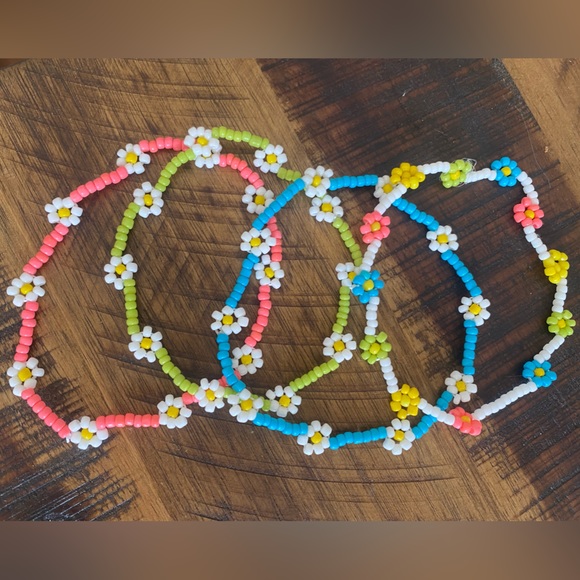 Neon Pink Daisy Anklet - Picture 2 of 4